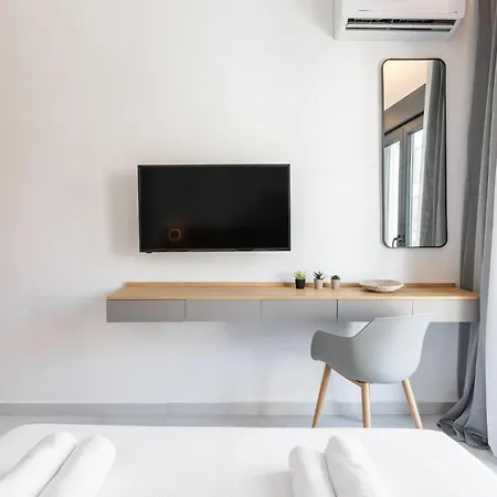 White Tower Elegance 塞萨洛尼基