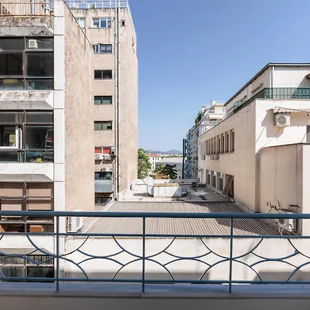 White Tower Elegance Apartament *