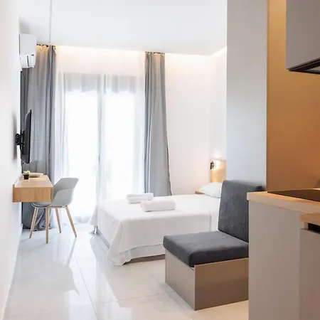 White Tower Elegance 塞萨洛尼基