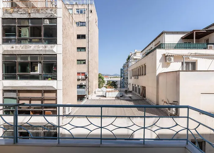 White Tower Elegance Aparthotel 3*