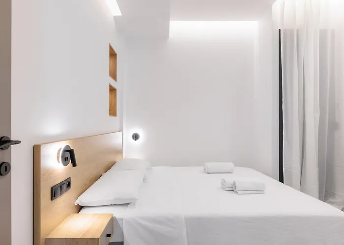 White Tower Elegance Aparthotel 3*